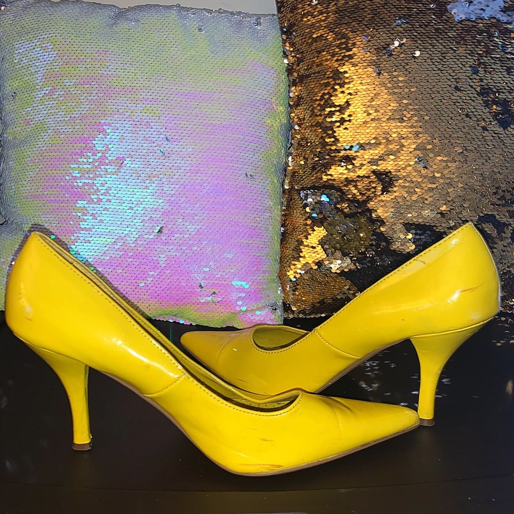 Yellow Pointed Toe Patent Leather Heels